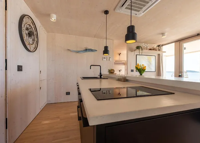Buqez - 78 Apartment