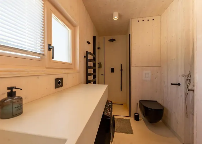 Apartament Buqez - 78 *